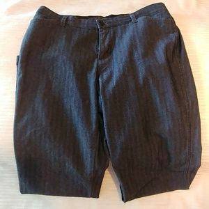 Lee Riders pin stripe straight leg jean size 12